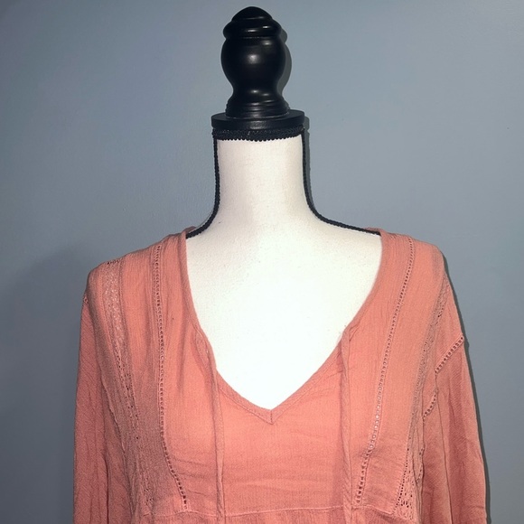 *Amuse society- Peach color top - Picture 2 of 6